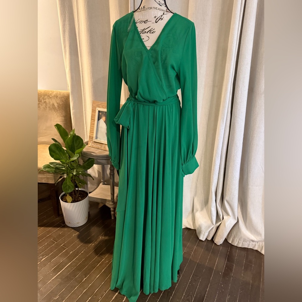 Elegant Green Maxi Dress